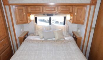 2003 Monaco Knight 36 PBD full