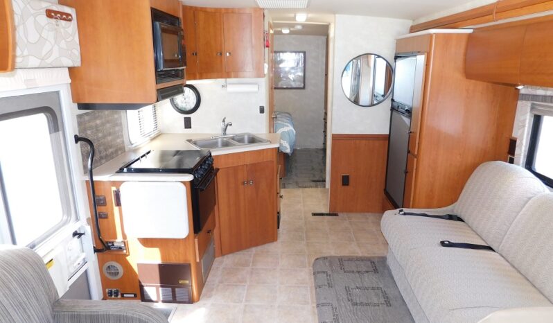 2008 Winnebago Itasca Sunova 26P full