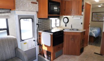 2008 Winnebago Itasca Sunova 26P full